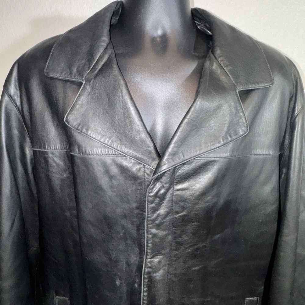 Guess Men's Black Leather Bomber Jacket Size Large Vintage Soft Coat Insulated